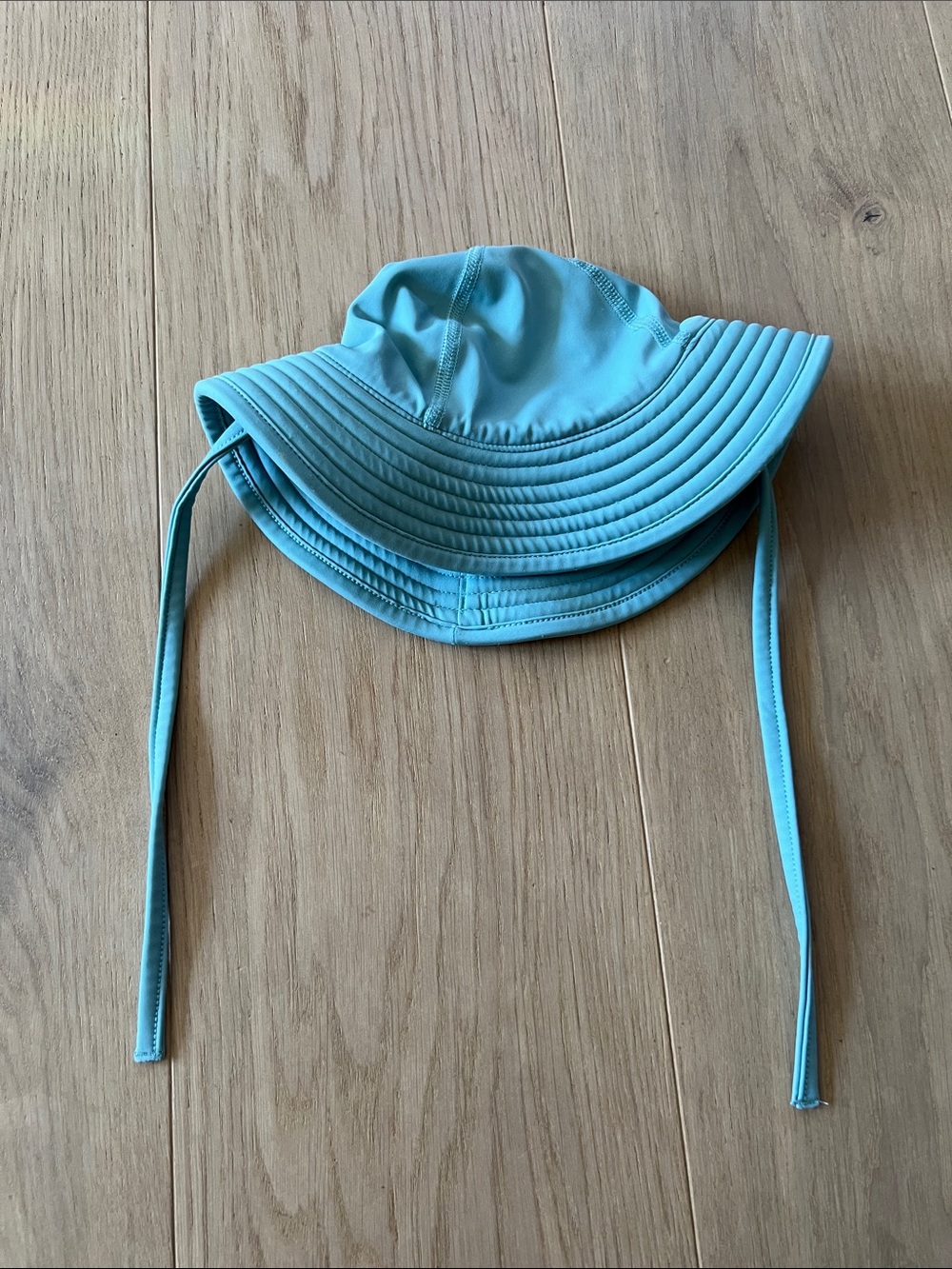Hanna Andersson baby swim hat - xs